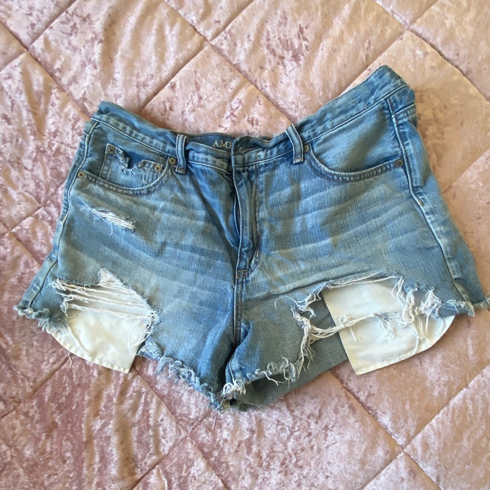 American Eagle distressed shorts